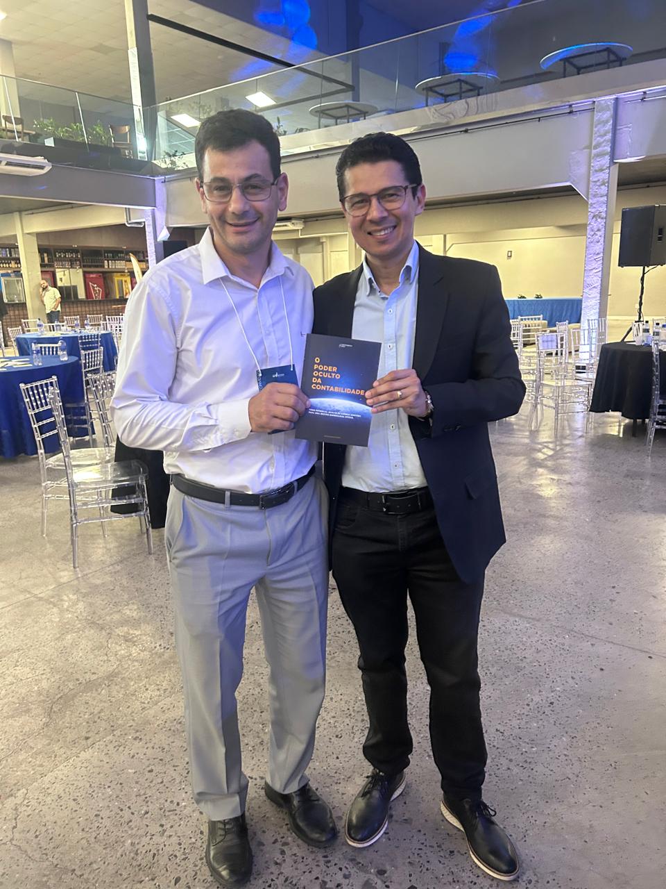Equipe em confraternização de fim de ano